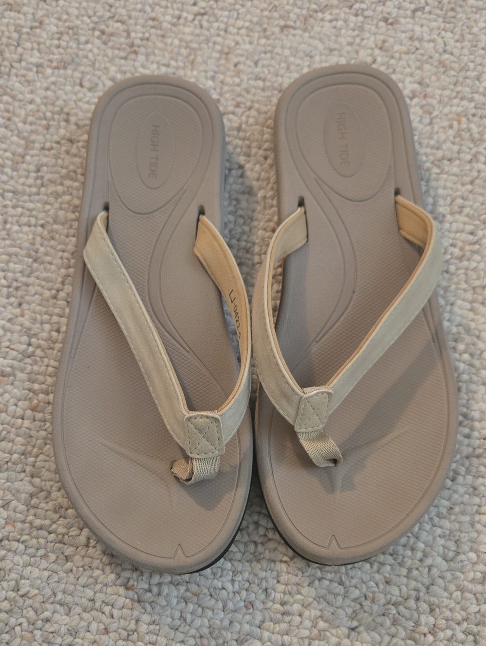High Tide Platform Sandal Women's Thong Sandals in Brown LIKE NEW